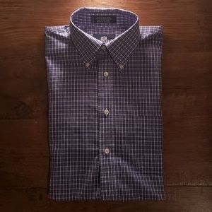 Short sleeve dress shirt